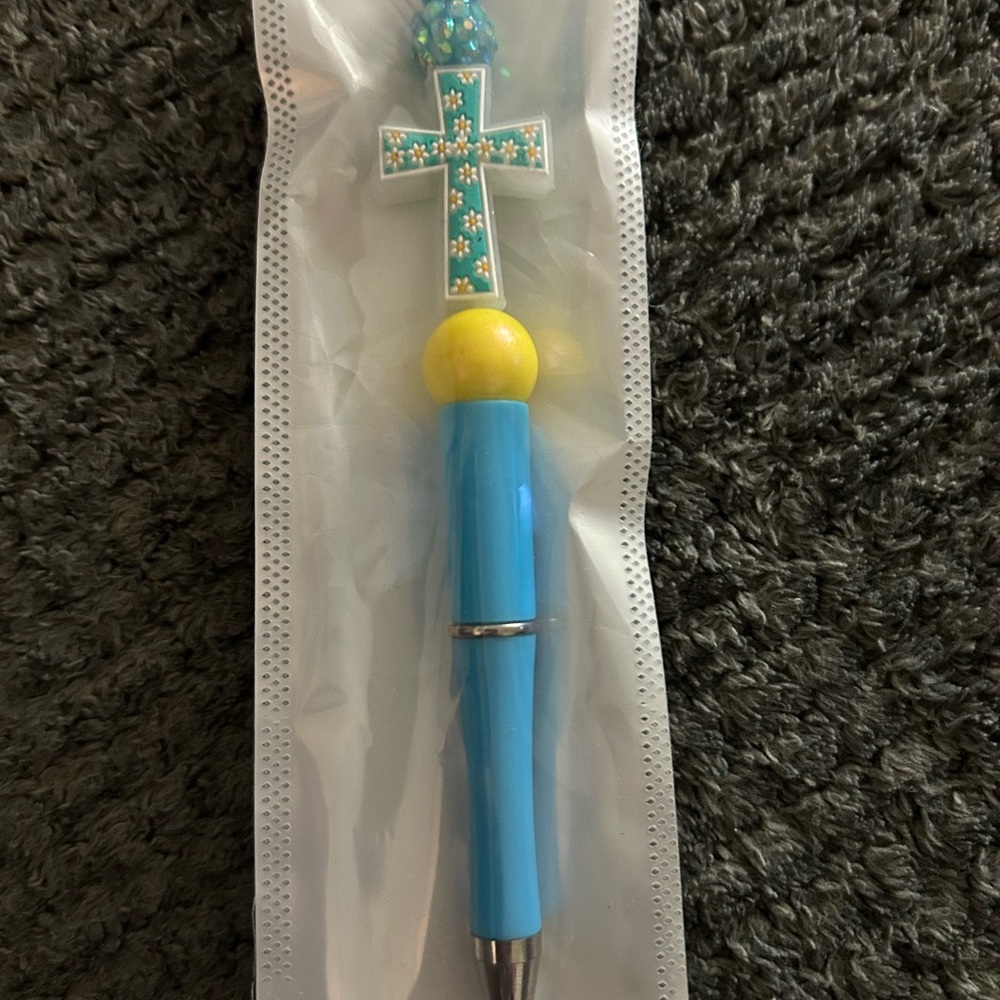 Hand Crafted Turquoise Cross Bead Ballpoint Pen